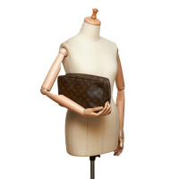 Louis Vuitton "Trousse de toilette 28 Monogram Canvas"