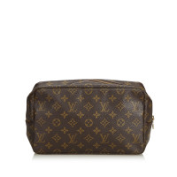 Louis Vuitton "Trousse de toilette 28 Monogram Canvas"