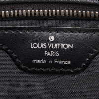 Louis Vuitton "Reporter PM Taiga Leather"