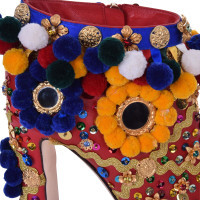 Dolce & Gabbana Enkellaarzen met decoratieve afwerking
