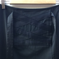 Yves Saint Laurent Jupe noire à lacets