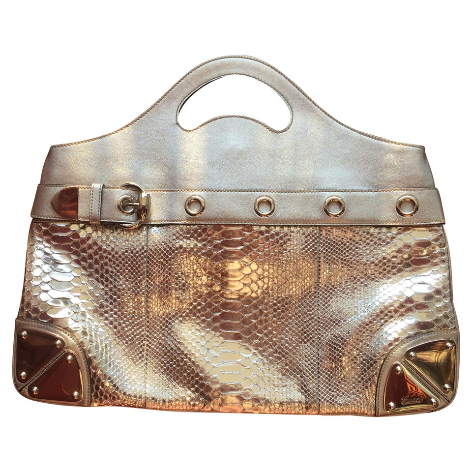 Gucci Handtasche aus Leder in Silbern