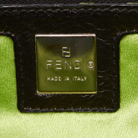 Fendi Baguette Bag Micro aus Leder in Schwarz