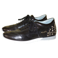 Cesare Paciotti Sneakers with rivets