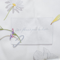 Hermès Seidentuch mit floralem Print