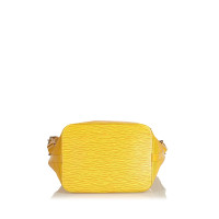 Louis Vuitton Noé Grand Leather in Yellow