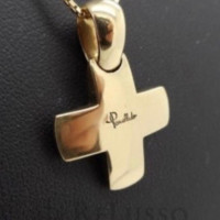 Pomellato Cross pendant