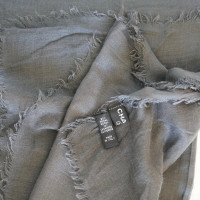 Chanel Schal / Schal aus  Kaschmir in Grau