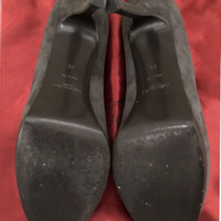 Yves Saint Laurent pumps / Peep toes in suede in grey