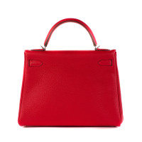 Hermès Kelly Bag 32 Leather in Red