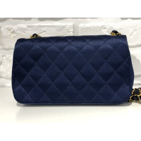 Chanel Classic Flap Bag New Mini in Seta in Blu