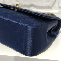 Chanel Classic Flap Bag New Mini Zijde in Blauw
