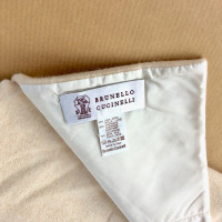Brunello Cucinelli Cashmere scarf / shawl in cream