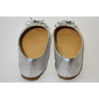 Longchamp Slipper/Ballerinas aus Leder in Silbern
