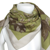 Hermès Scarf / silk scarf in green