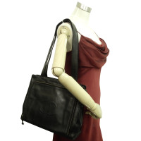 Chanel Handtasche Leder in Schwarz