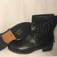 Hugo Boss Bottines en Cuir en Noir