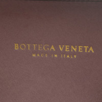 Bottega Veneta "Knot Bag" in Violett