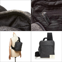 Prada Rucksack aus Wolle in Grau