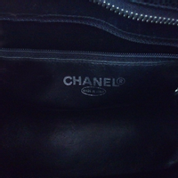Chanel Medallion aus Leder in Schwarz