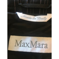 Max Mara Anzug aus Wolle in Schwarz