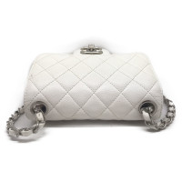 Chanel Classic Flap Bag Mini Square aus Leder in Weiß