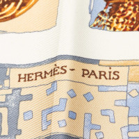 Hermès Schal/Tuch aus Seide in Weiß