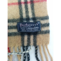 Burberry Scarf/Shawl Wool