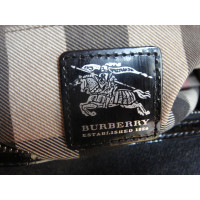 Burberry Handtasche aus Wolle in Grau