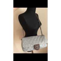 Chanel Sac à main en Cuir en Gris