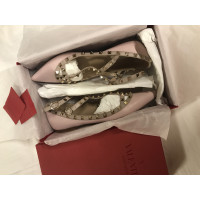 Valentino Garavani Slippers/Ballerina's Leer in Roze