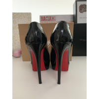 Christian Louboutin Pumps/Peeptoes in Schwarz