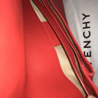 Givenchy Clutch en Cuir en Rouge