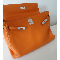 Hermès Kelly Bag 35 in Pelle in Arancio