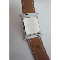 Hermès Armbanduhr aus Leder in Weiß