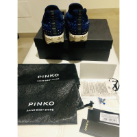 Pinko Sneakers in Blau
