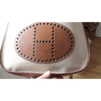 Hermès Shoulder bag Canvas in Brown
