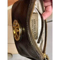 Michael Kors Handtasche aus Leder in Gold