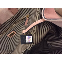 Fendi Sac à main en Cuir en Rose/pink