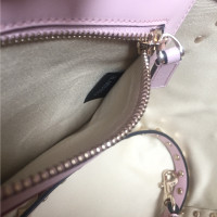 Valentino Garavani Sac à bandoulière en Cuir en Rose/pink