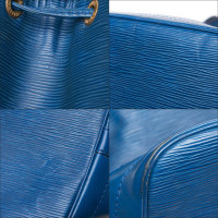 Louis Vuitton Noé Grand aus Leder in Blau