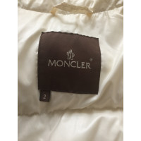 Moncler Jacke/Mantel in Creme