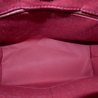 Louis Vuitton Handbag Canvas in Red