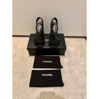 Chanel Sandalen Canvas in Zwart