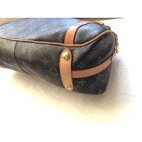 Louis Vuitton Shoulder bag Canvas in Brown