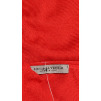 Bottega Veneta Oberteil aus Seide in Rot