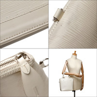 Louis Vuitton Handbag Leather in White