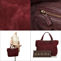 Gucci Tote Bag aus Wildleder in Bordeaux