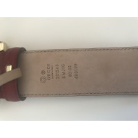 Gucci Gürtel aus Leder in Rot