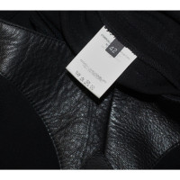 Alexander McQueen Trousers Leather in Black